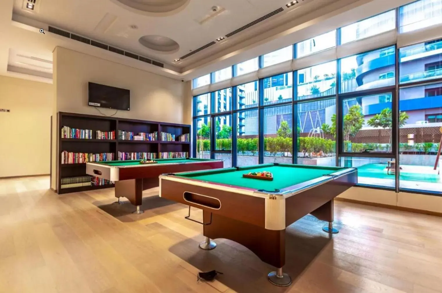 Blueground Rp Heights Pool Garage Dxb-856 Apartment Dubai United Arab Emirates